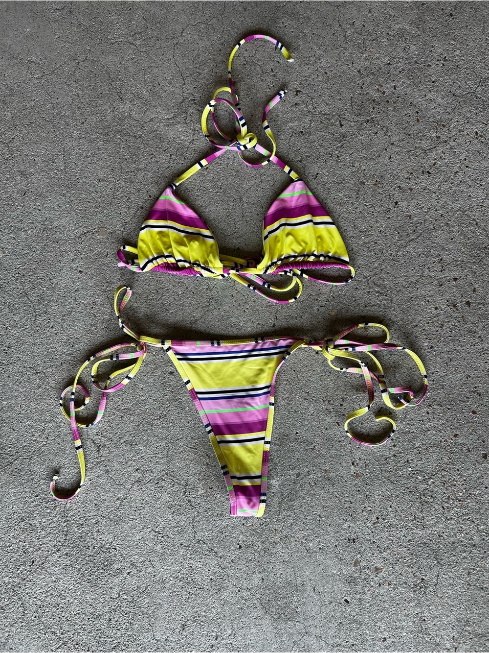 frankie’s bikinis